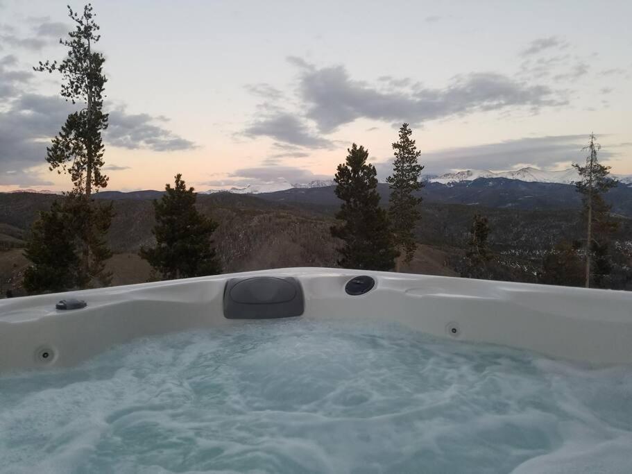 Vila Secluded Luxury Mountain Retreat With Unrivaled Views Tabernash Exteriér fotografie